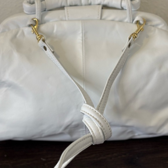 Stylish White and Gold Women's Bag - Picture 8 of 8